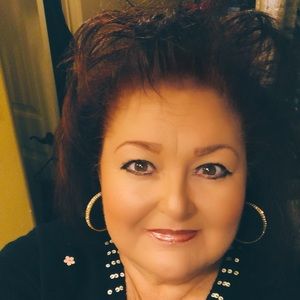 Meet your Posher, Marta